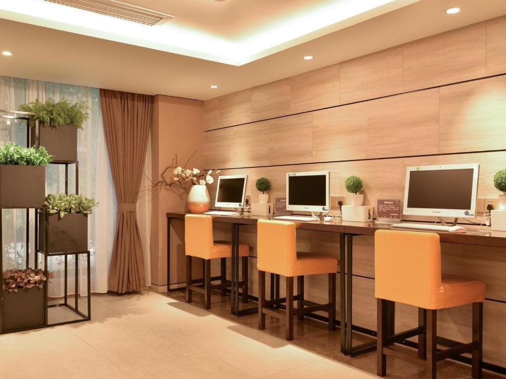 Home Inns Plus Shanghai Xujiahui Branch Εξωτερικό φωτογραφία