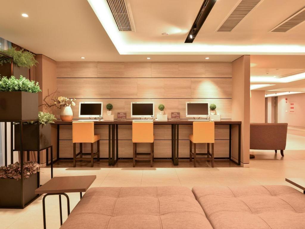 Home Inns Plus Shanghai Xujiahui Branch Εξωτερικό φωτογραφία