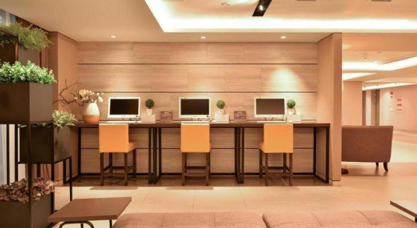 Home Inns Plus Shanghai Xujiahui Branch Εξωτερικό φωτογραφία